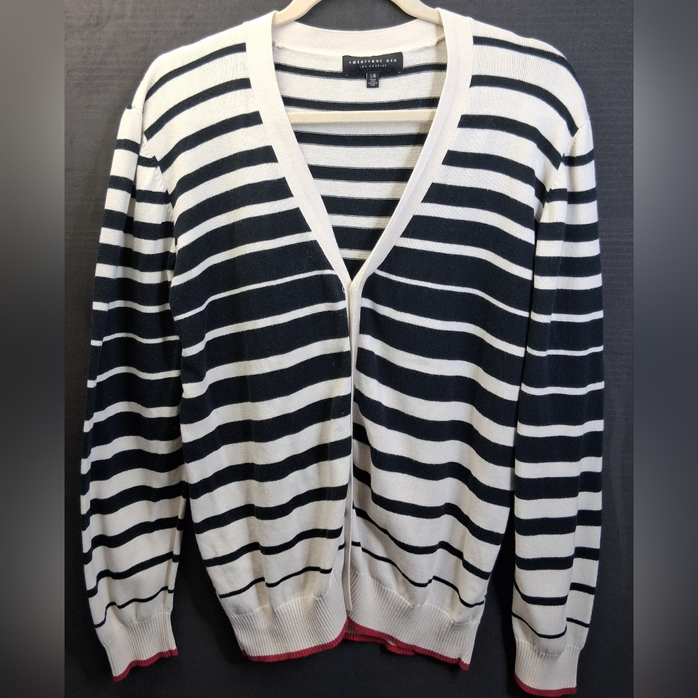 Twentyone Men Striped Black and Cream Unisex Cardigan Size L